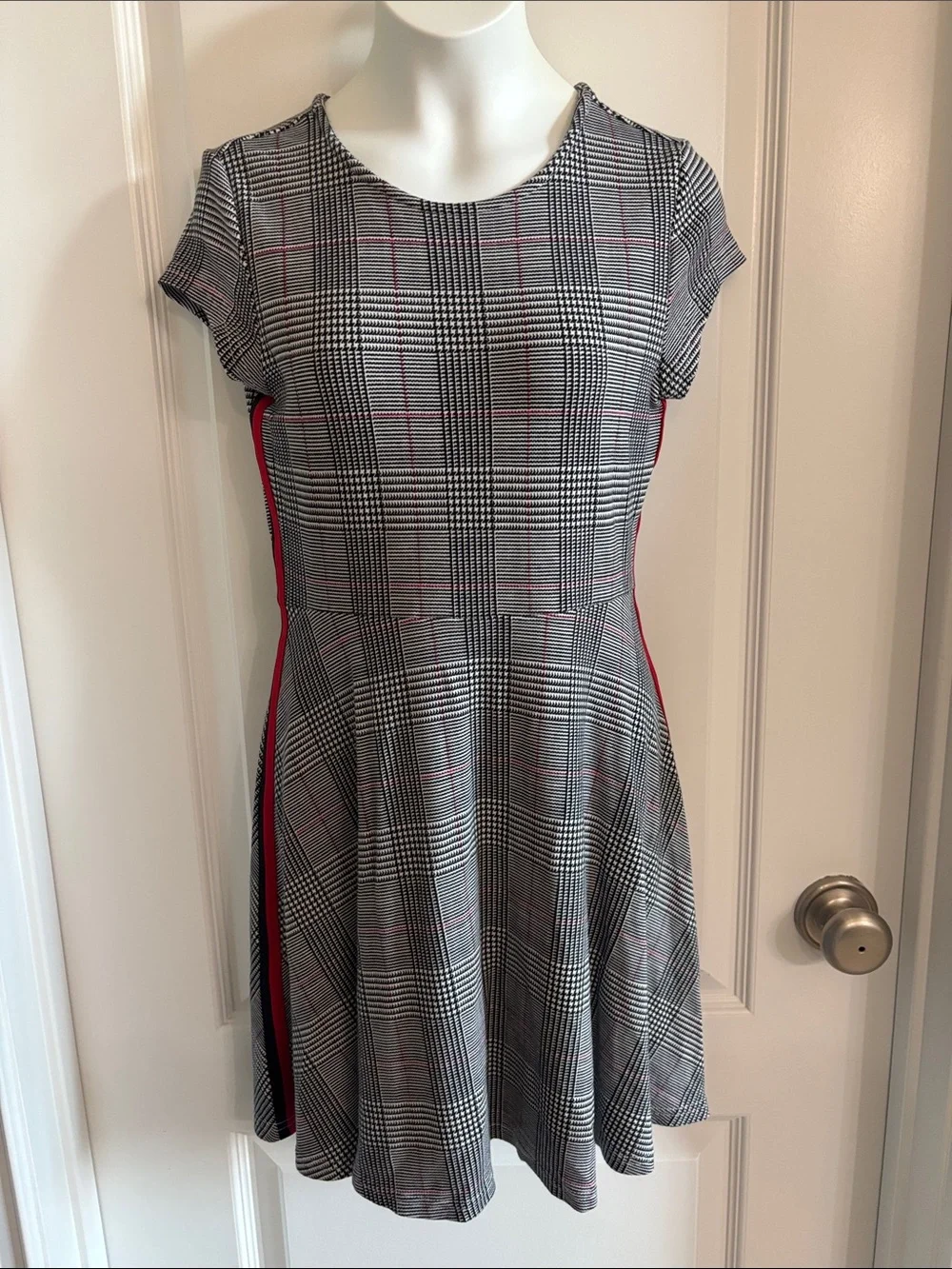 The Children's Place black White Plaid Dress with Red Side Stripes 10/12 large